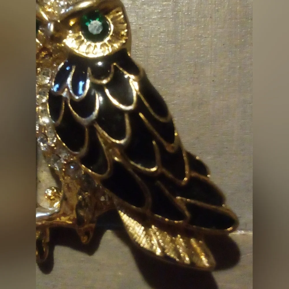 Pretty Rhinestone Enameled Owl Pin Brooch